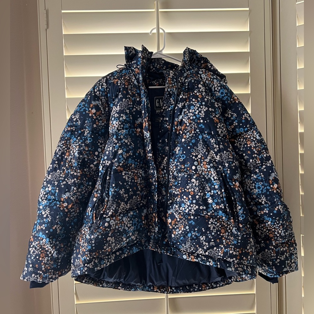 Gap Floral Upcycled Primaloft Midweight Puffer